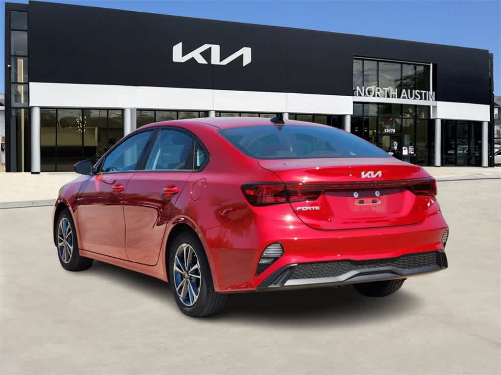 2024 Kia Forte LXS 5