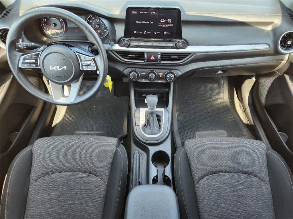 2024 Kia Forte LXS 24