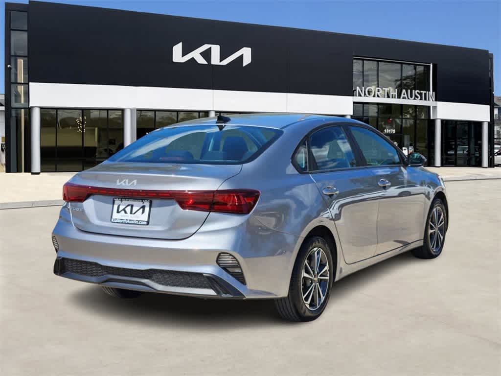 2024 Kia Forte LXS 5