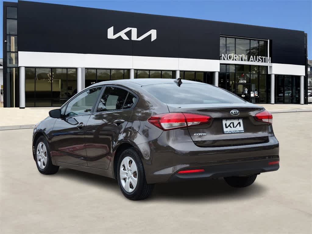 2017 Kia Forte LX 5