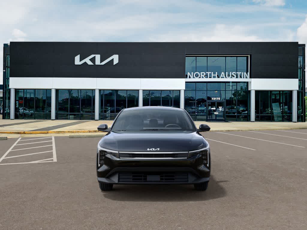 2025 Kia K4 LX 2