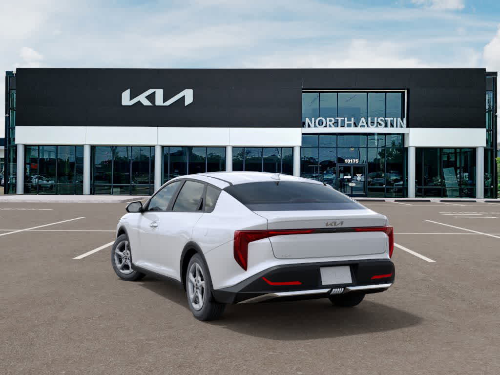 2025 Kia K4 LXS 4