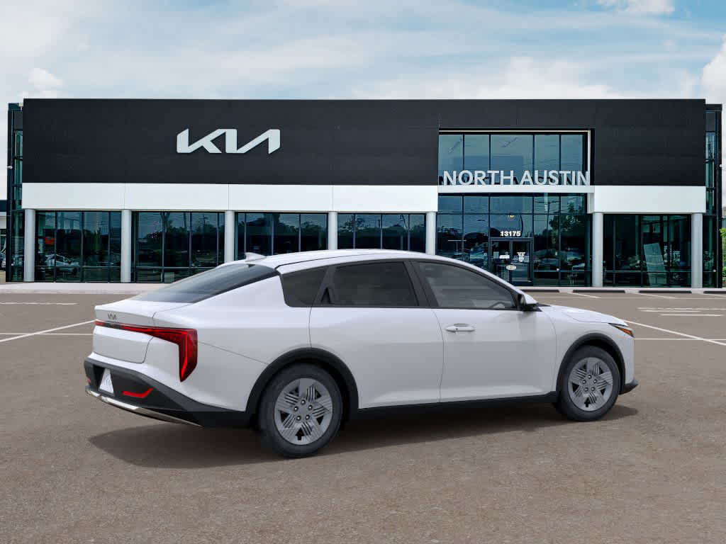 2025 Kia K4 LX 6