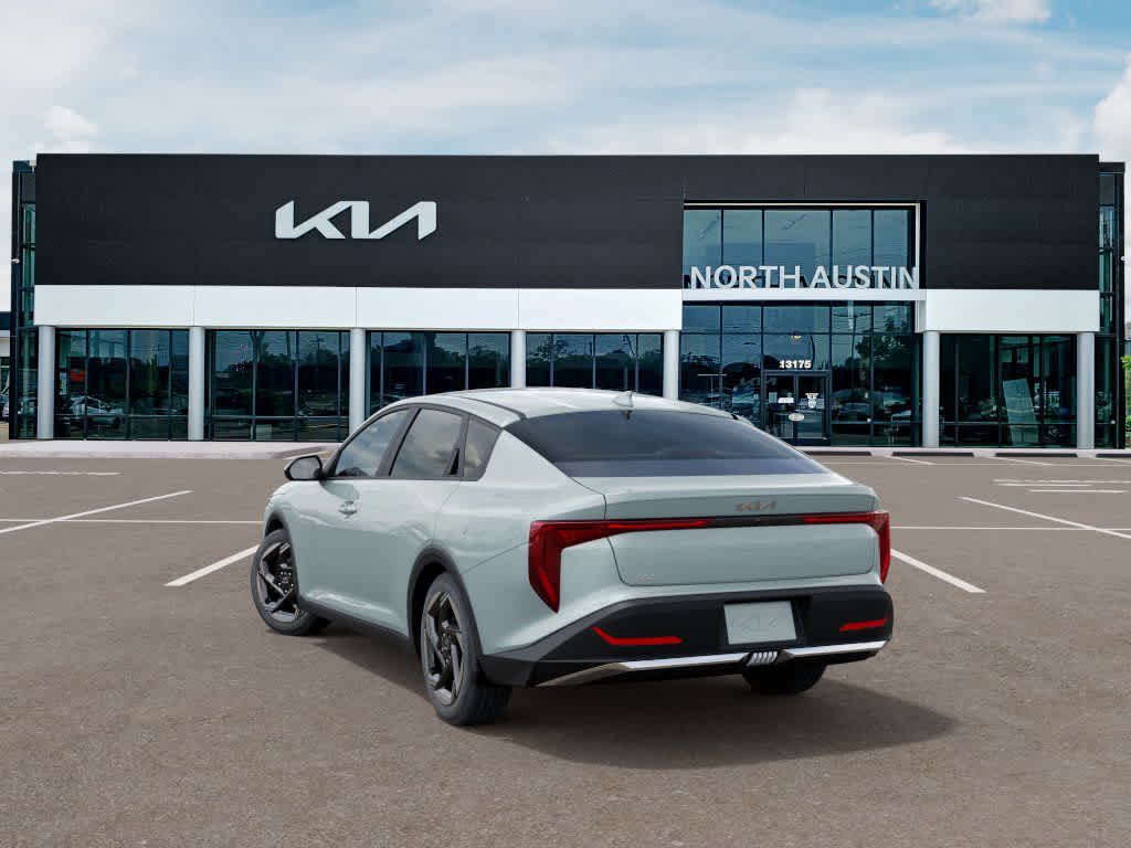 2025 Kia K4 EX 4