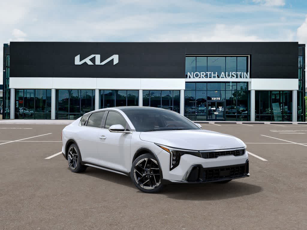 2025 Kia K4 GT-Line 8