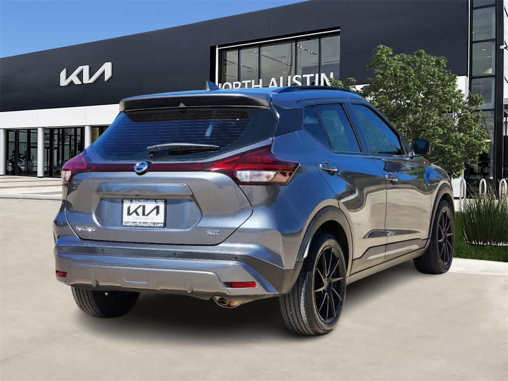 2021 Nissan Kicks SR 6