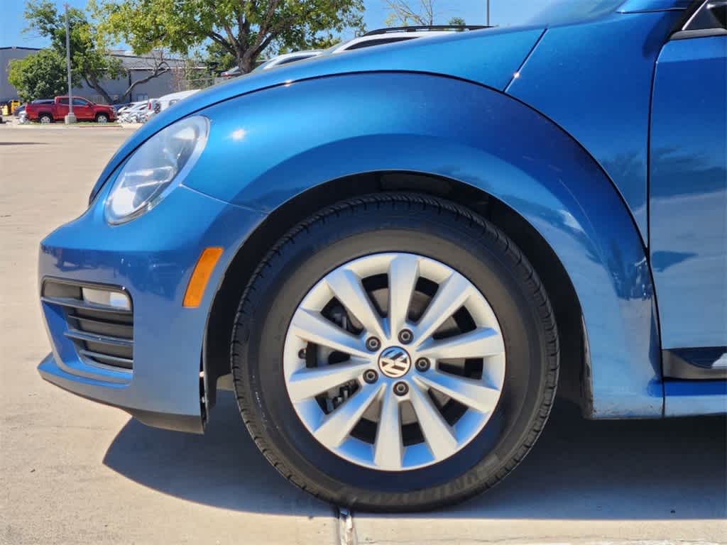 2017 Volkswagen Beetle 1.8T Fleet 8