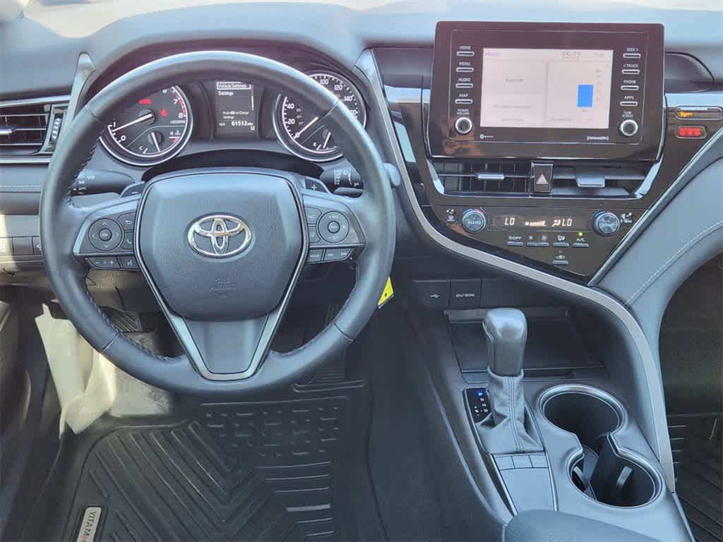 2022 Toyota Camry SE Nightshade 25