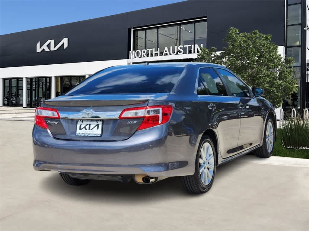 2014 Toyota Camry XLE 6