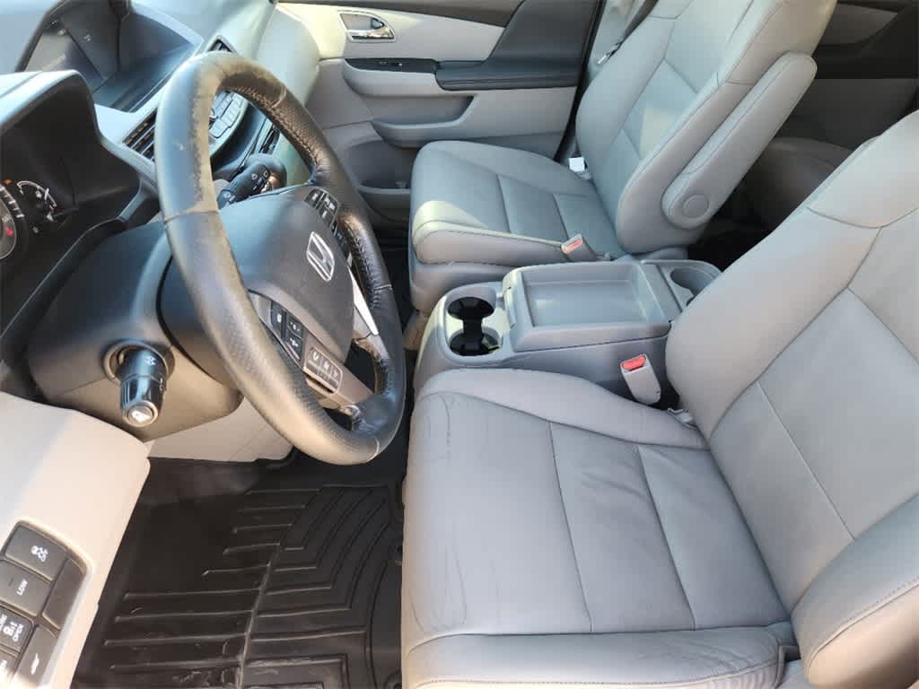 2015 Honda Odyssey EX-L 11