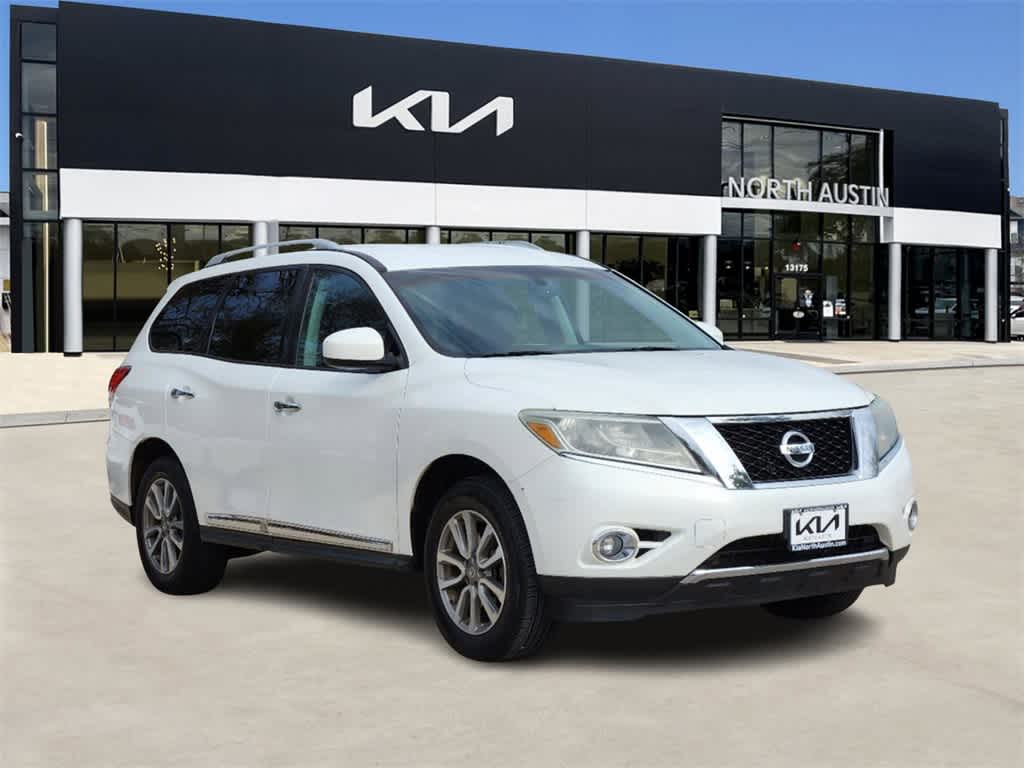 2013 Nissan Pathfinder SL 3