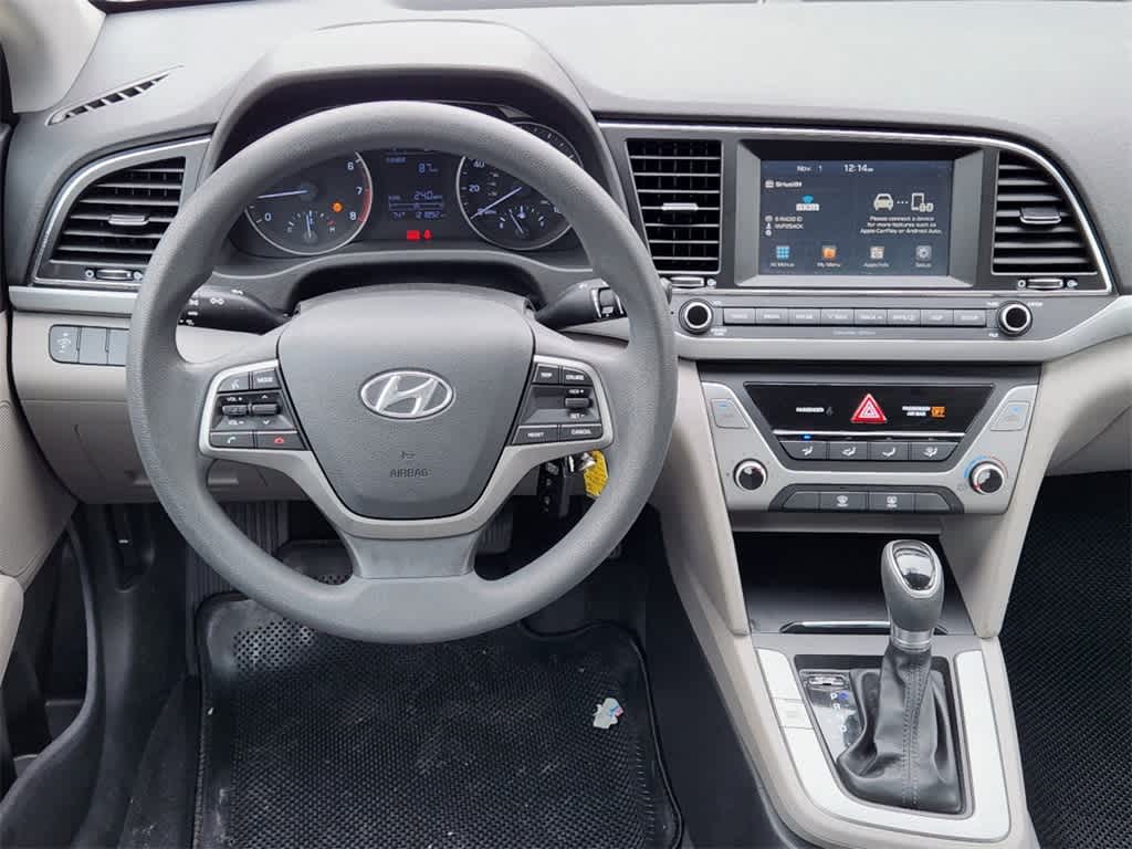 2017 Hyundai Elantra SE 24