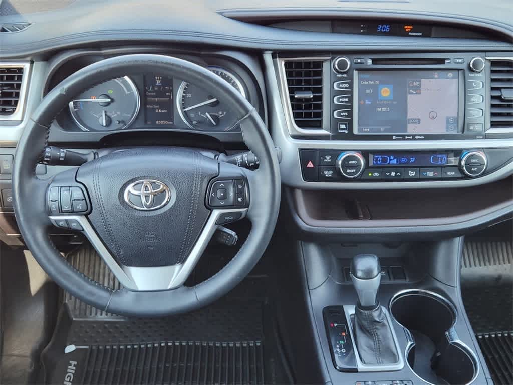 2016 Toyota Highlander Hybrid Limited Platinum 26