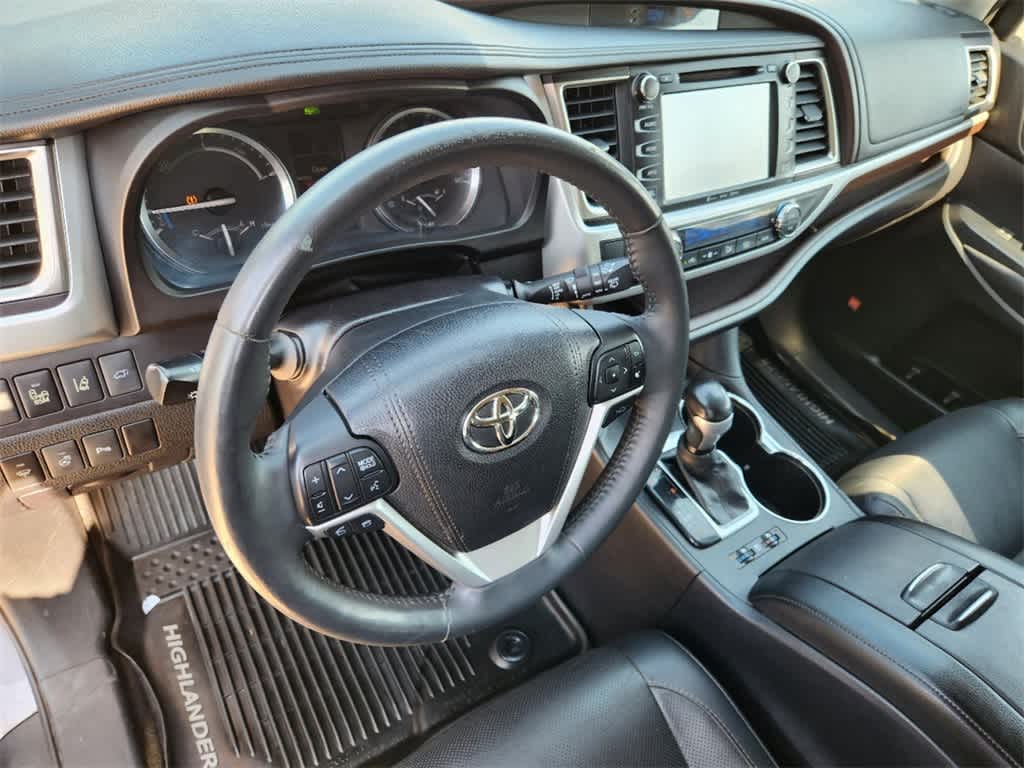 2016 Toyota Highlander Hybrid Limited Platinum 2