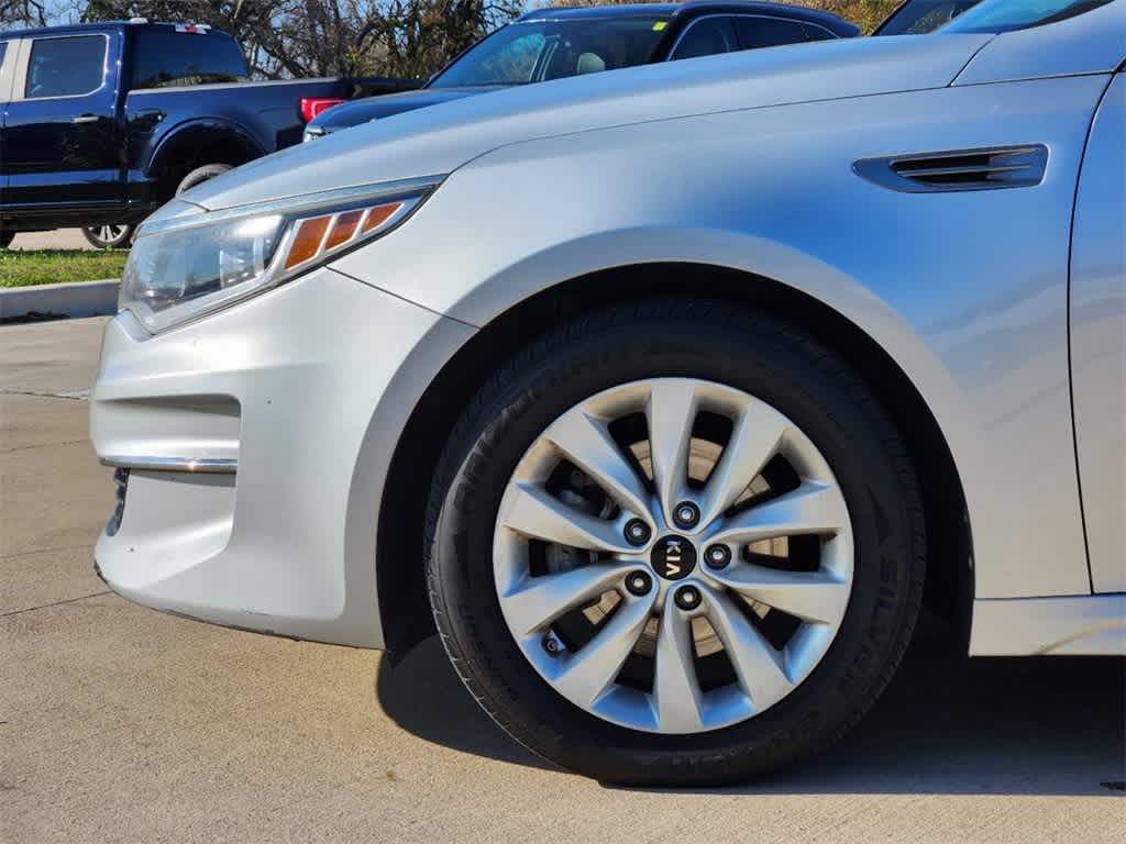 2016 Kia Optima LX 8