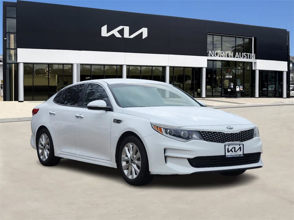 2016 Kia Optima EX 3