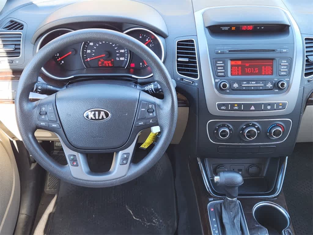 2014 Kia Sorento LX 24