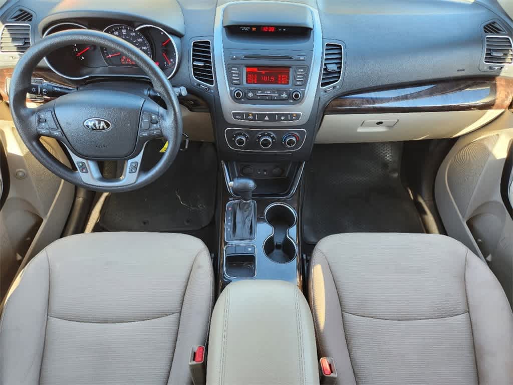 2014 Kia Sorento LX 23