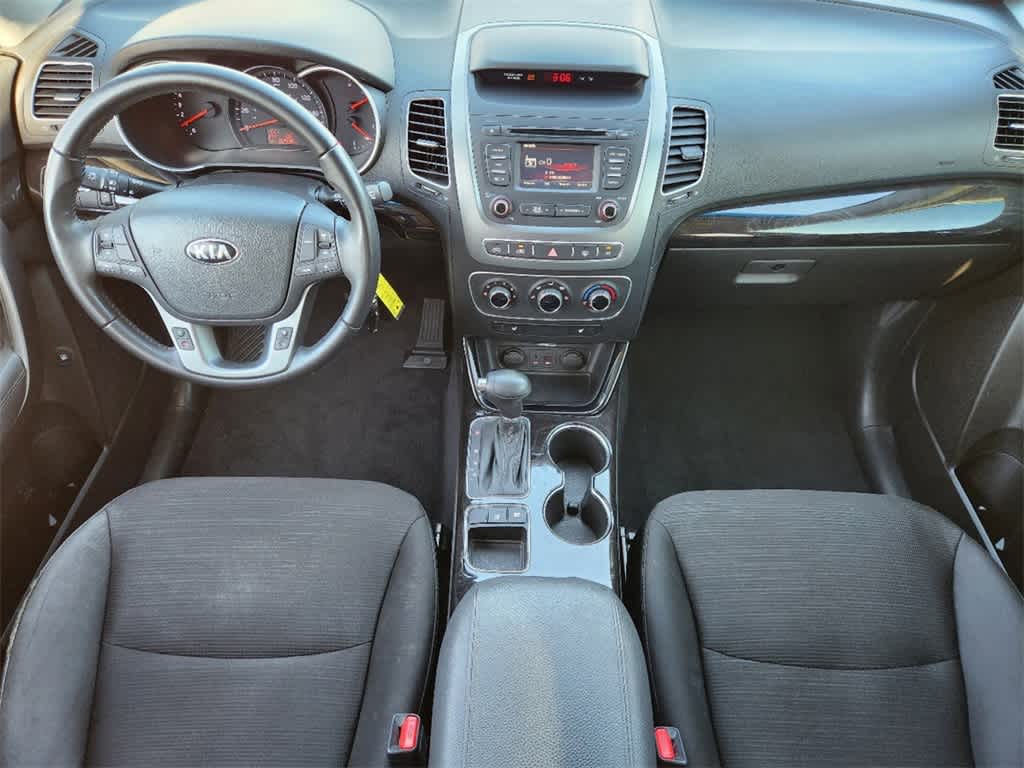 2014 Kia Sorento LX 24