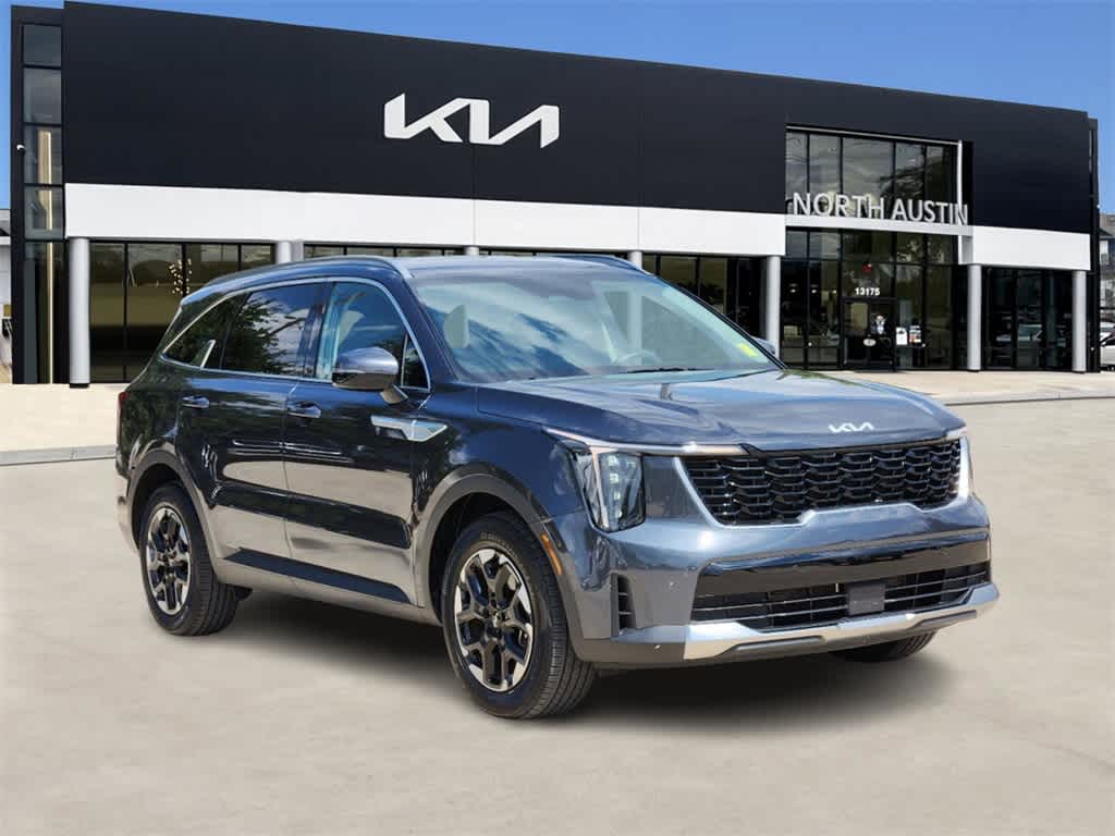 2024 Kia Sorento S 3