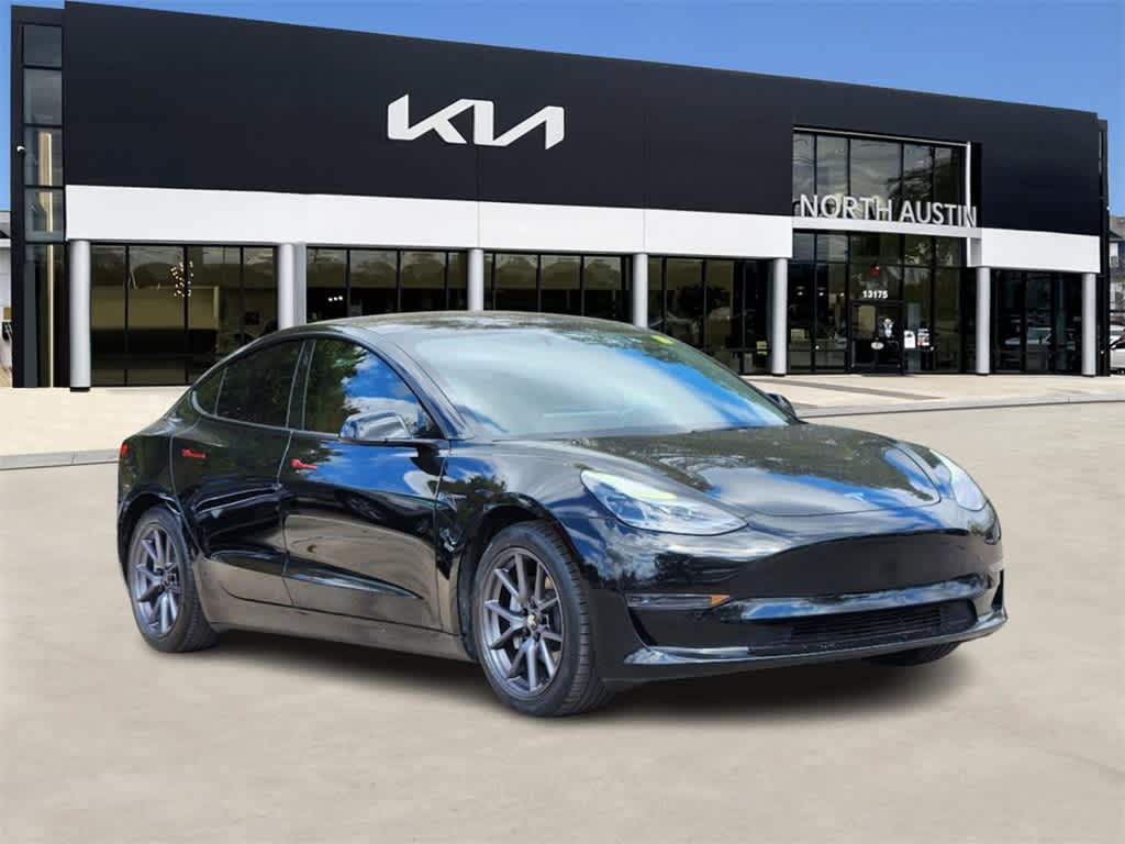 2021 Tesla Model 3 Standard Range Plus 3