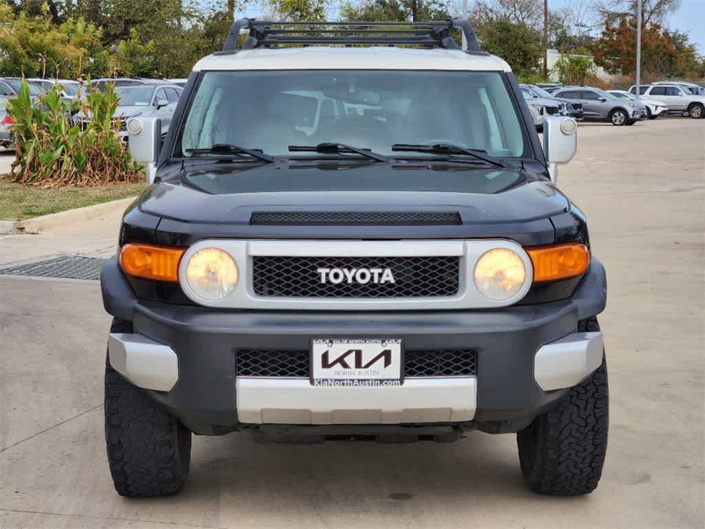 2011 Toyota FJ Cruiser BASE 2