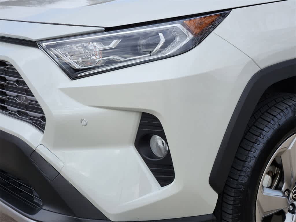 2020 Toyota RAV4 Hybrid Limited 7