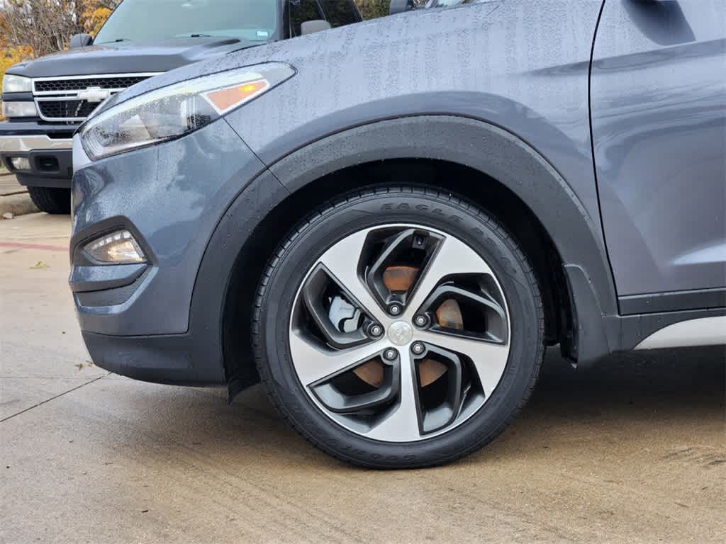 2017 Hyundai Tucson Sport 7