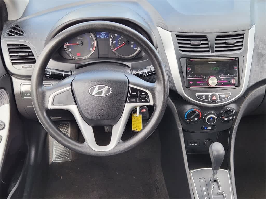 2013 Hyundai Accent GS 24