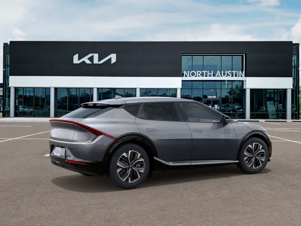 2024 Kia EV6 Wind 6