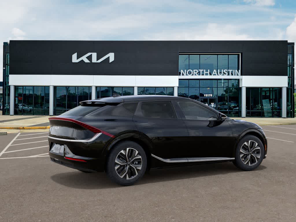 2024 Kia EV6 Wind 6