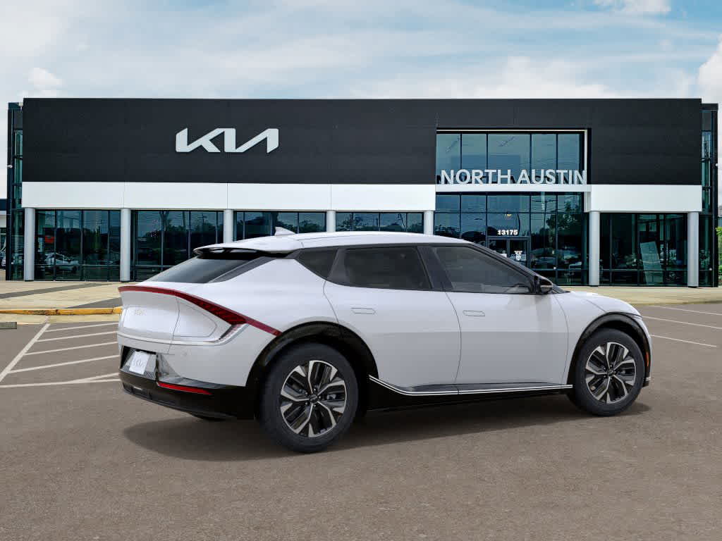 2024 Kia EV6 Wind 6