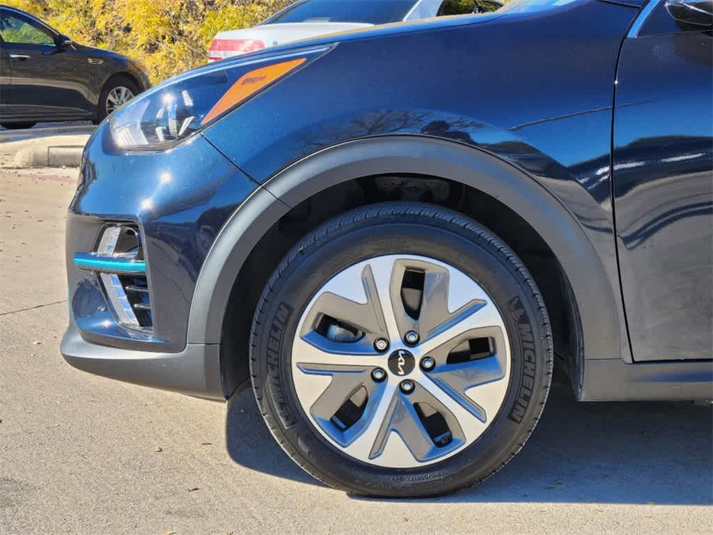 2022 Kia Niro EV EX 8