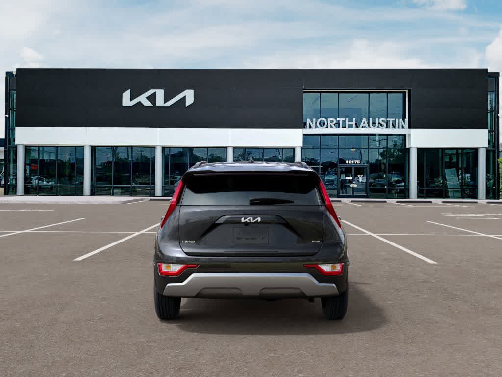 2025 Kia Niro SX Touring 5