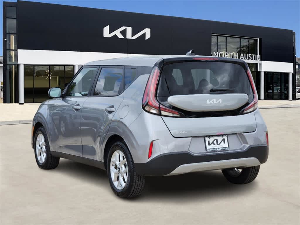 2024 Kia Soul LX 5