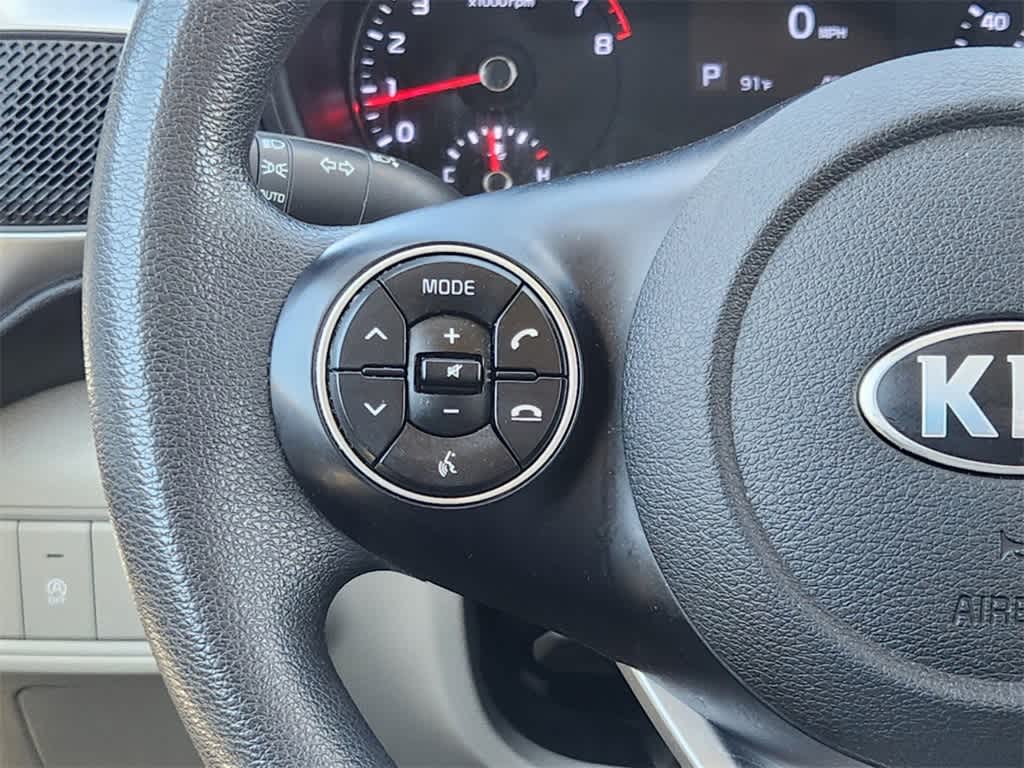 2021 Kia Soul LX 25