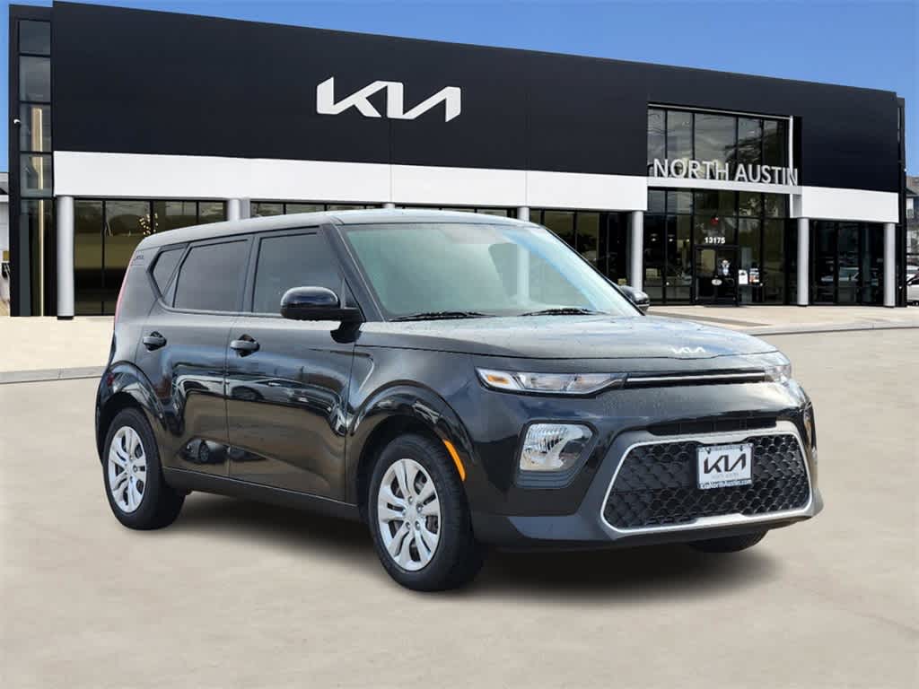 2022 Kia Soul LX 3