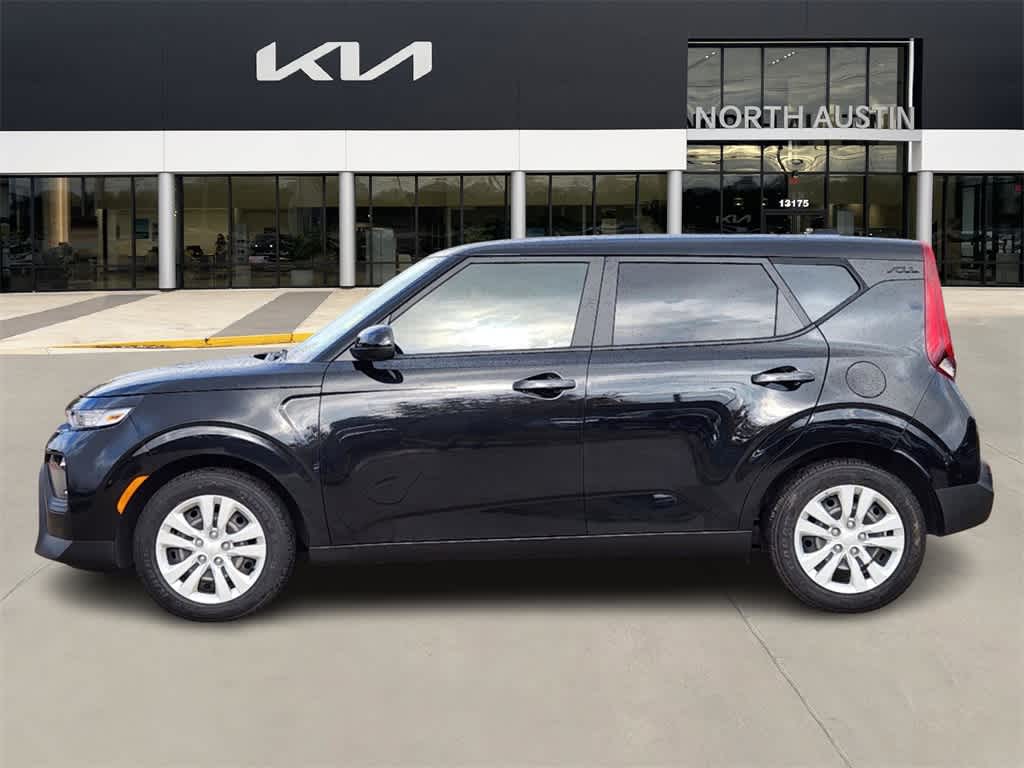 2022 Kia Soul LX 4