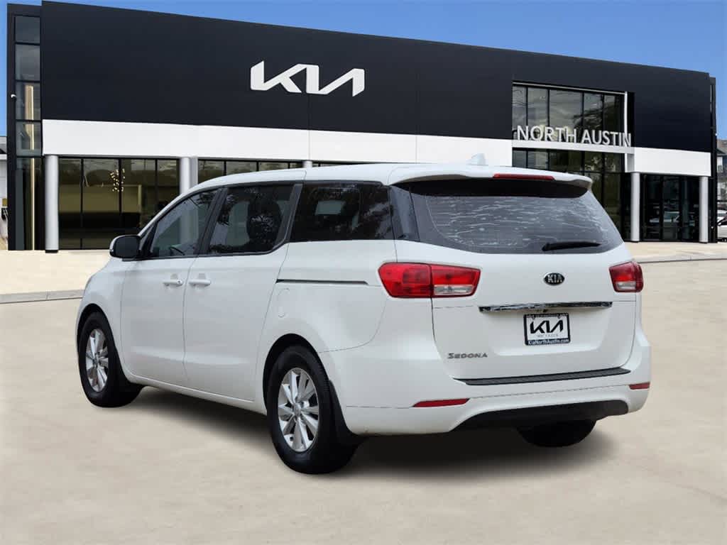 2017 Kia Sedona L 5