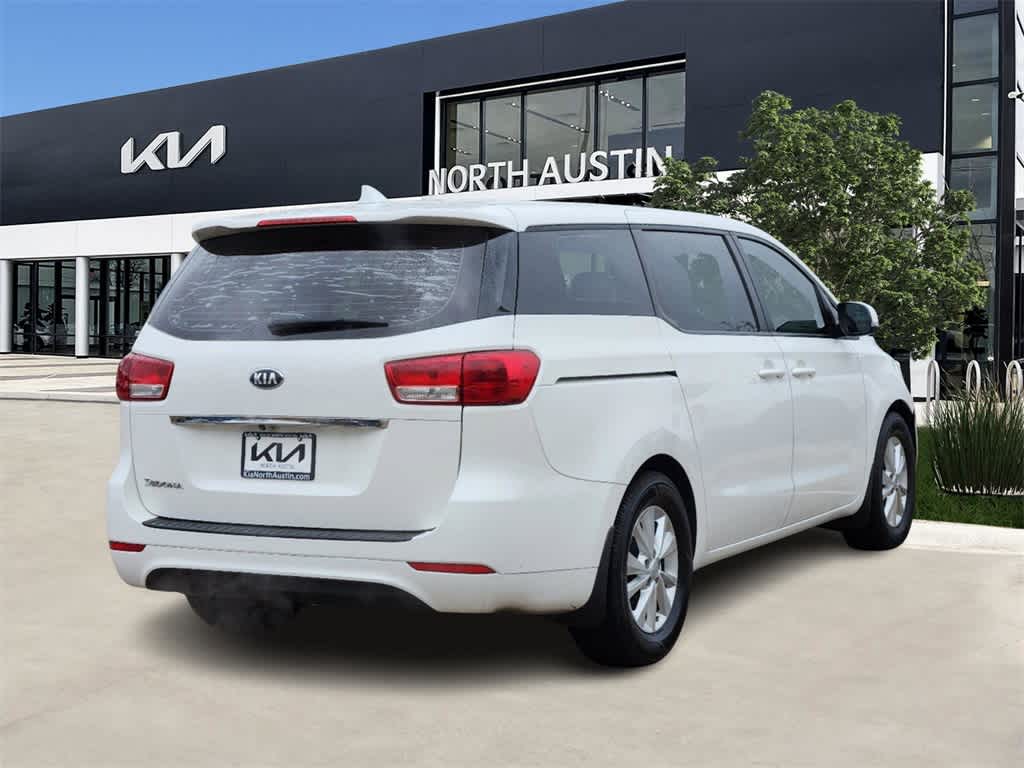 2017 Kia Sedona L 6