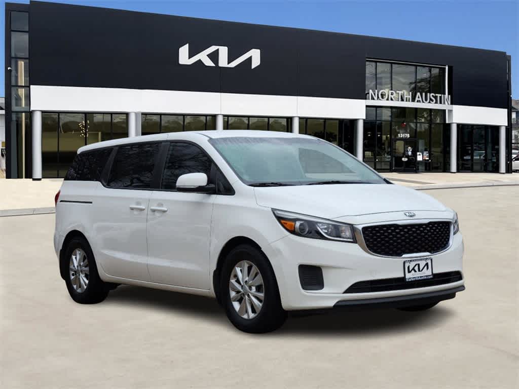 2017 Kia Sedona L 3