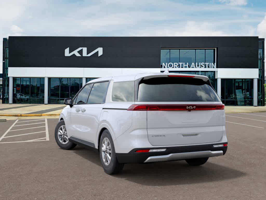 2024 Kia Carnival LX 4