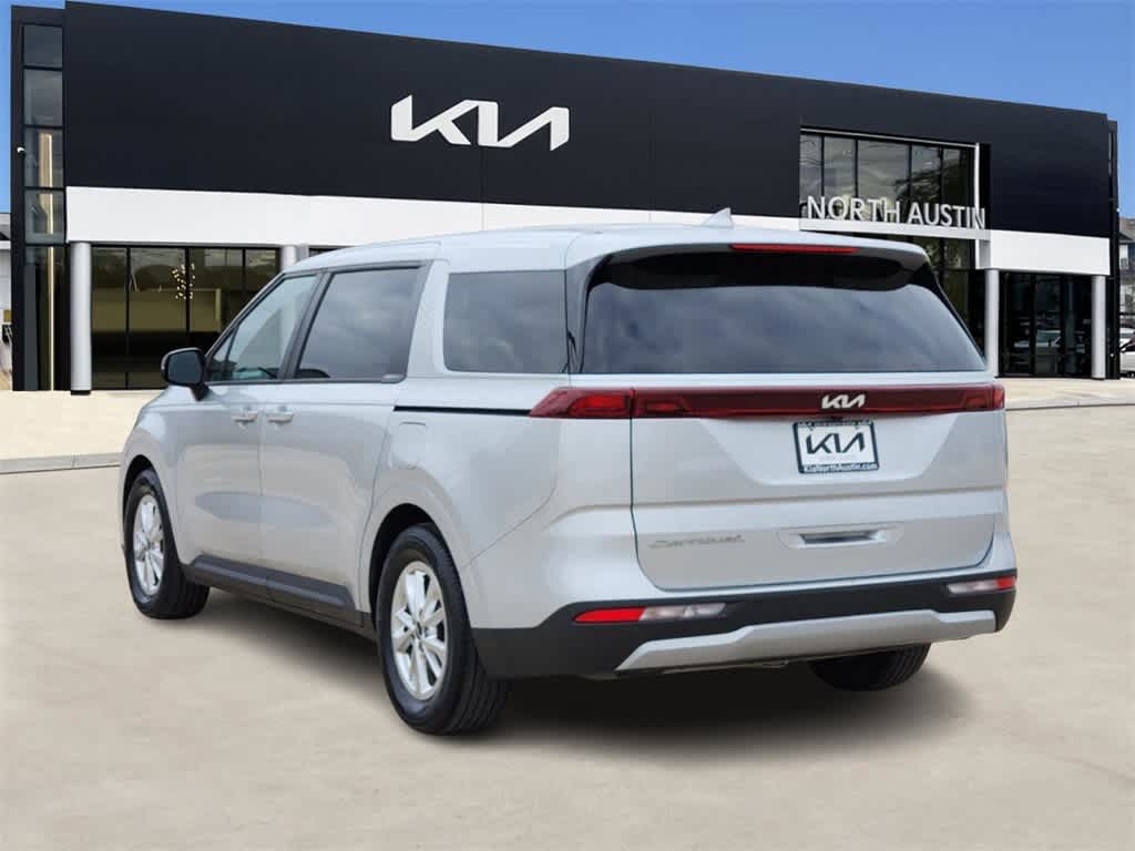 2022 Kia Carnival LX 5