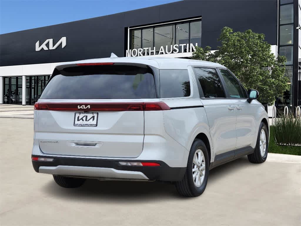 2022 Kia Carnival LX 6