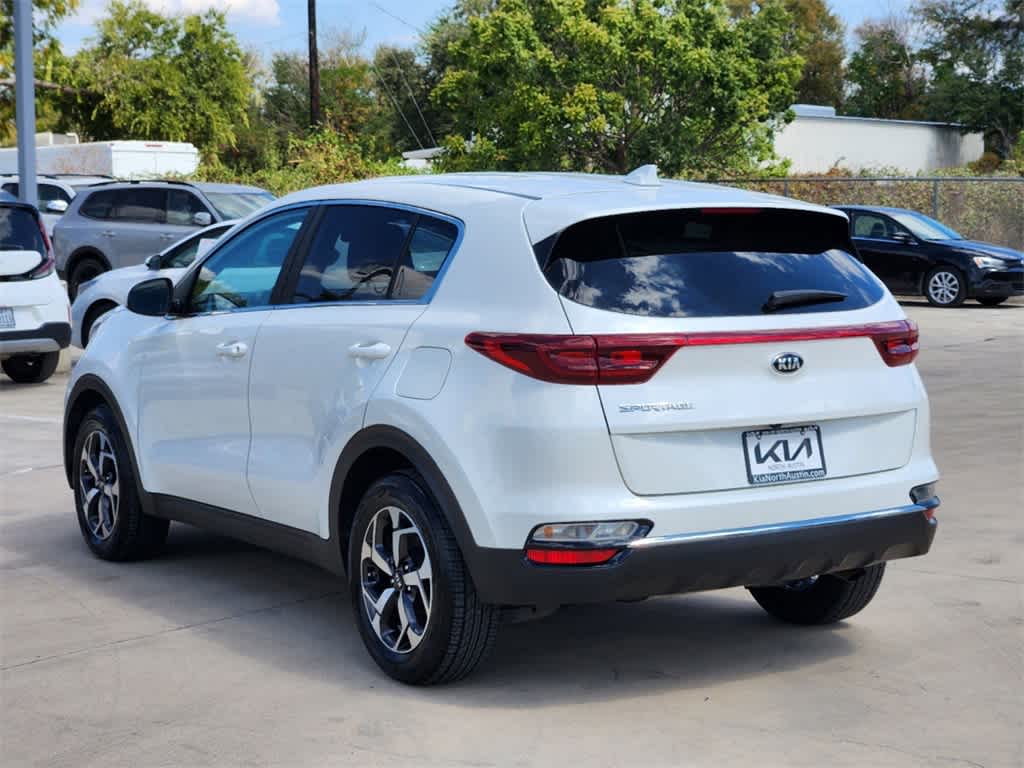 2022 Kia Sportage LX 8