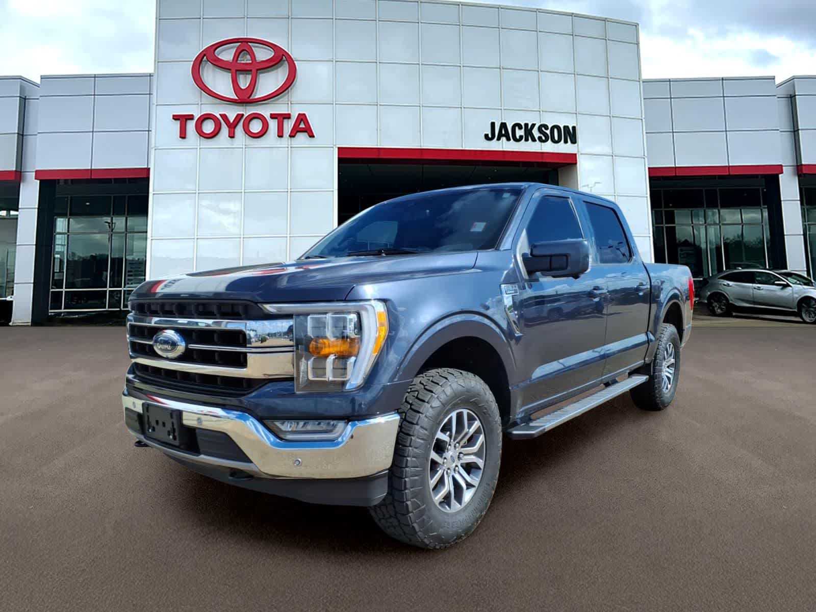 Smoked Quartz Metallic Tinted Clearcoat 2021 Ford F-150 Lariat SuperCrew 4WD Pickup Truck Four-Wheel Drive Automatic