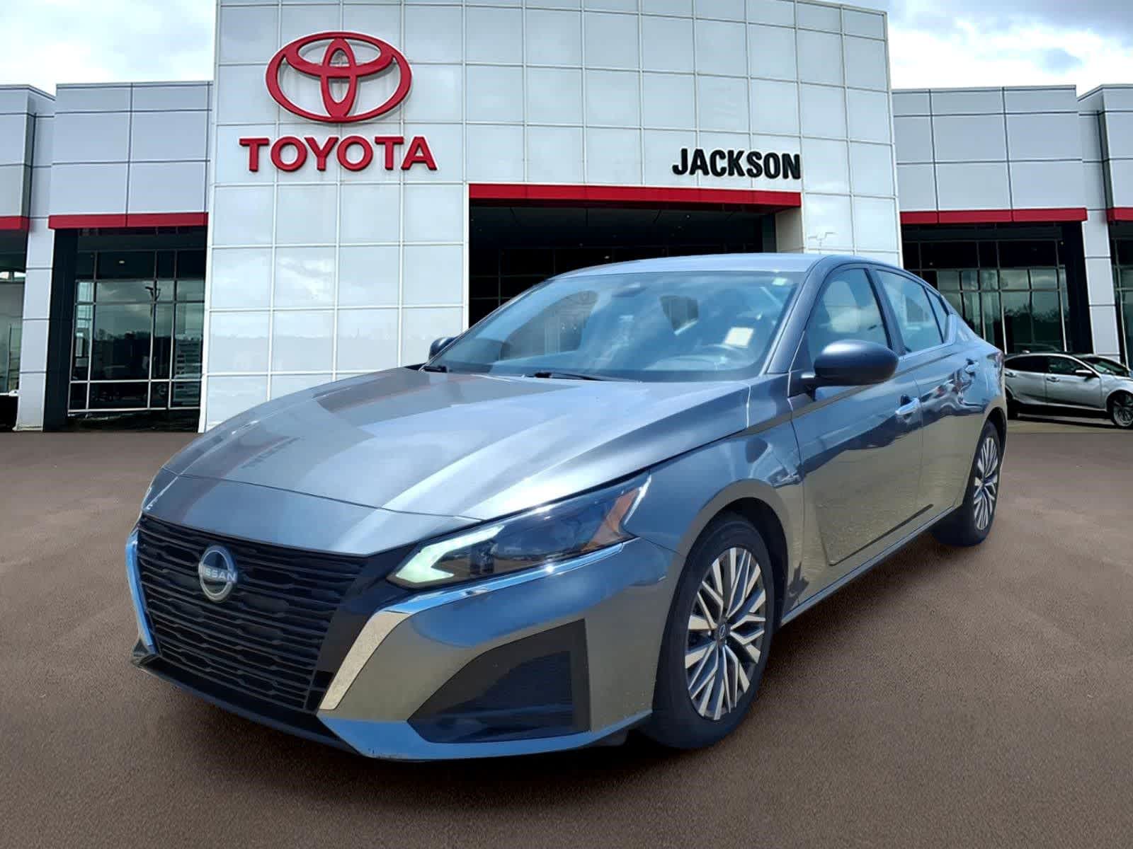 Gray (Gun Metallic) 2025 Nissan Altima Sedan Front-Wheel Drive Continuously Variable Transmission