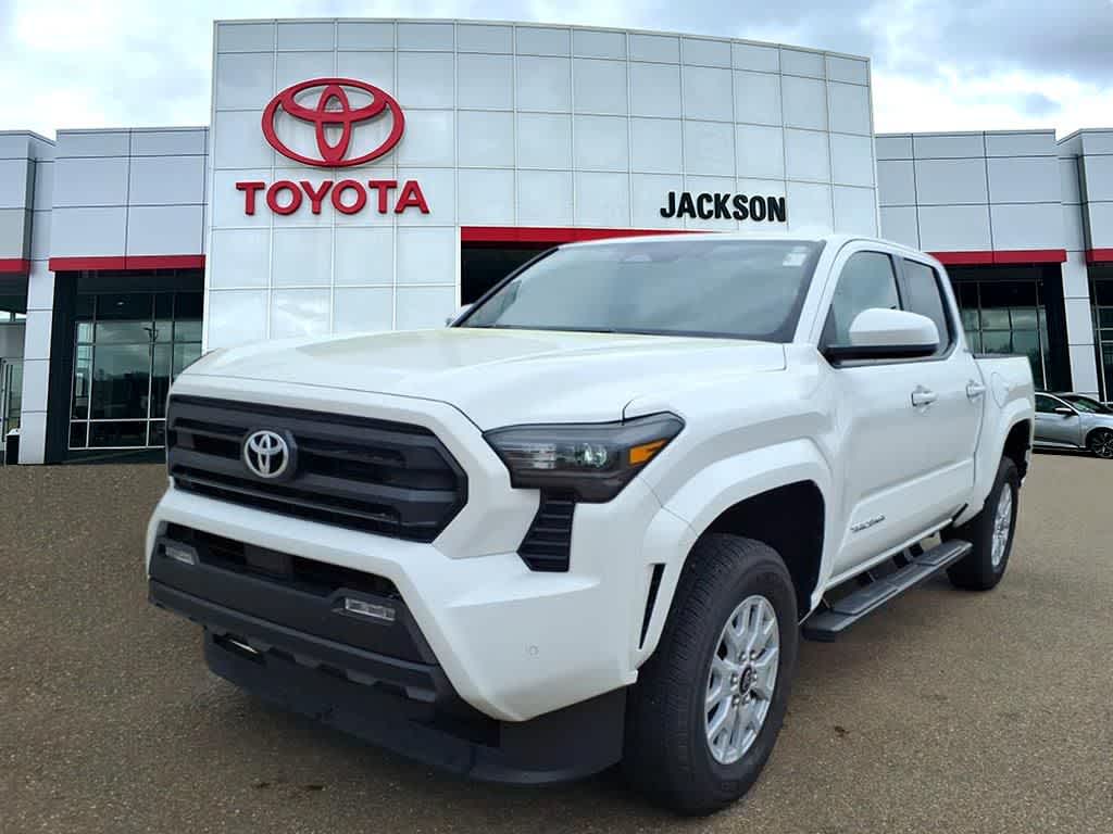 2025 Toyota Tacoma SR5 Double Cab 4WD