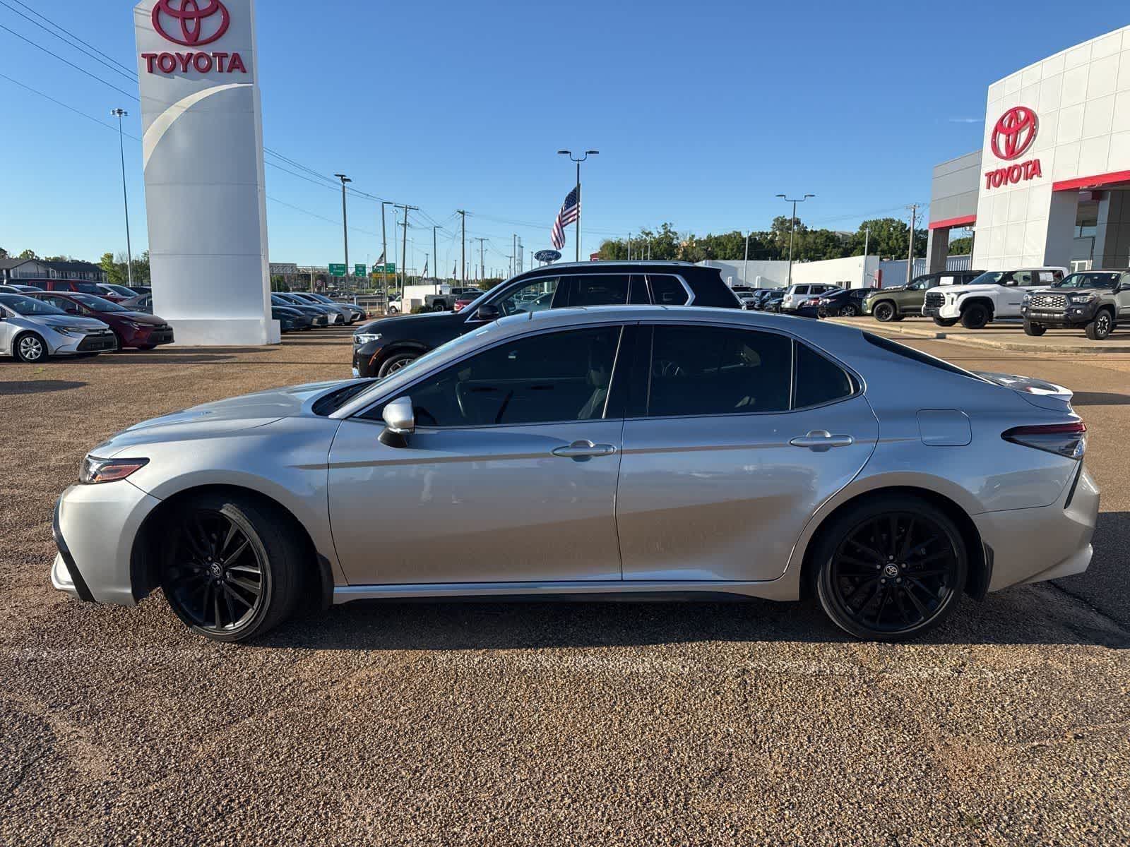 Celestial Silver Metallic 2021 Toyota Camry XSE FWD Sedan Front-Wheel Drive 8-Speed Automatic