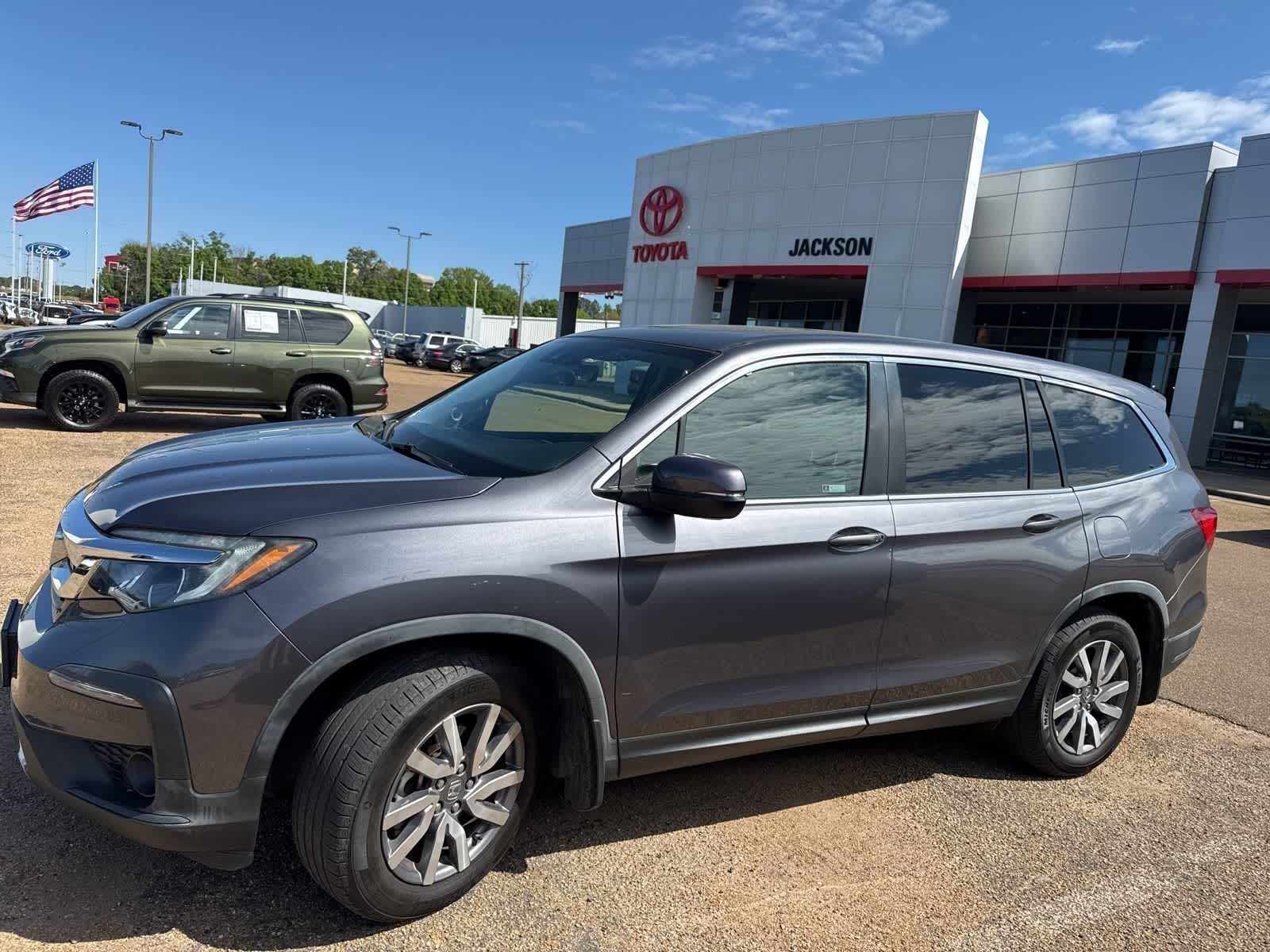 Gray (Modern Steel Metallic) 2019 Honda Pilot EX-L FWD SUV / Crossover Front-Wheel Drive 6-Speed Automatic